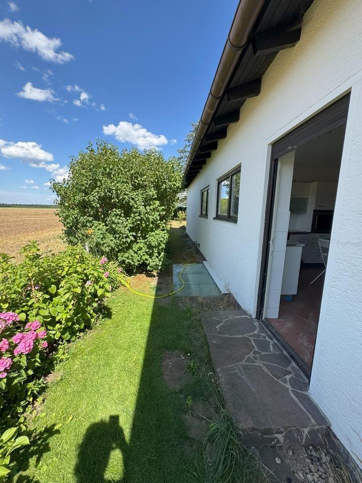 Stilvoller Bungalow mit Garten in ruhiger Lage zur Miete 162 m² Wohnfläche 70m² Souterrain