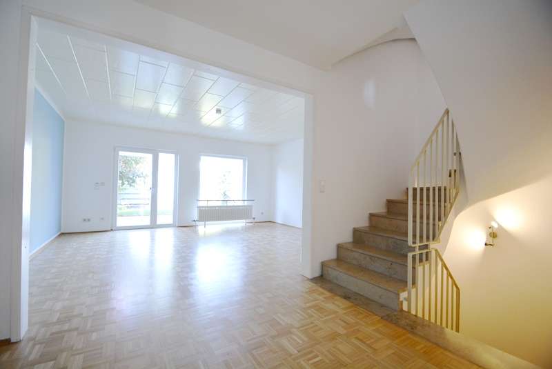 Haus zum Kaufen in Dietzenbach 450.000 € 120 m²
