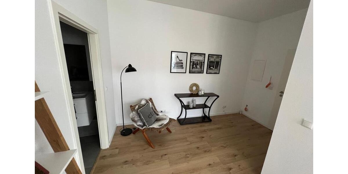 Erdgeschoßwohnung Gernsheim - 2 Zimmer, 87 m&sup2;, 1.100&euro; | Angebot:24700367