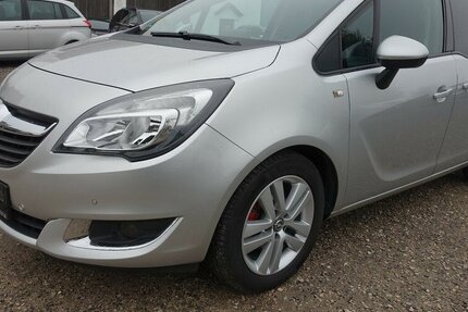 Opel Meriva Style Edition Navi PDC 8x Alu 1. Hand 142.400 km 6.950 &euro; Neumarkt/OPf 92318