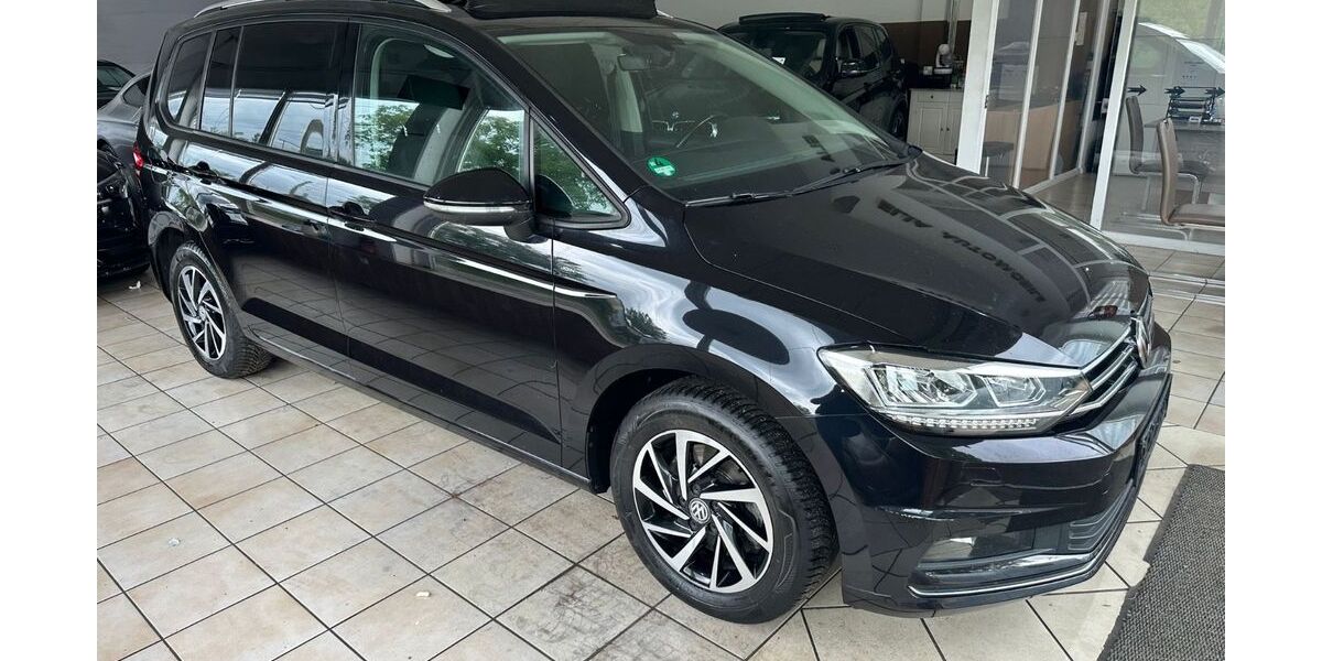 VW Touran 146.000 km 18.500 &euro; Bonn 53119