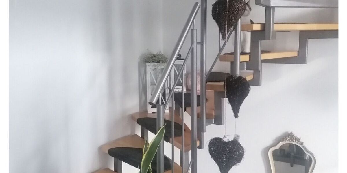 Großzügiges Einfamilienhaus mit Aussicht und Gewerberaum - Einfamilienhaus Obersulm | Angebot:27046324