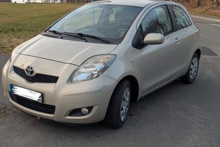 Toyota Yaris 89.000 km 3.000 &euro; Nagel 95697