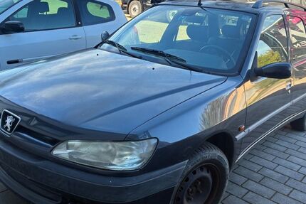 Peugeot 306 160.000 km 800 &euro; Schwäbisch Gmünd 73529
