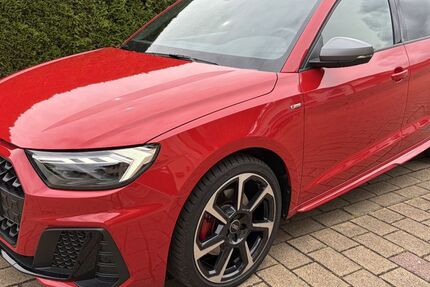 Audi A1 7.973 km 31.750 &euro; Wolfsburg 38446