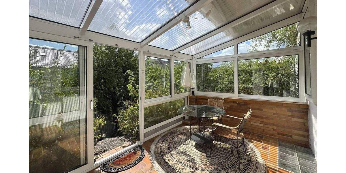 Reihenendhaus mit zwei Wohneinheiten - Ihr Sanierungsprojekt im beliebten Kasseler Stadtteil Kirchditmold 8 zimmer