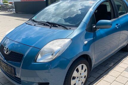 Toyota Yaris 75.999 km 4.980 &euro; Bad Säckingen 79713