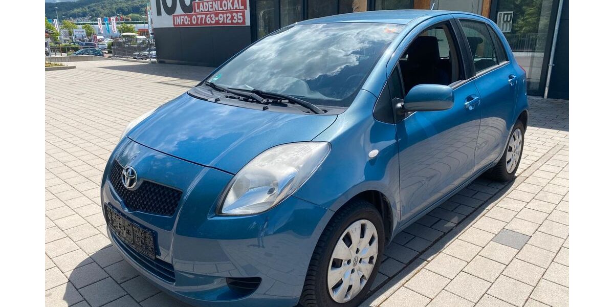 Toyota Yaris 75.999 km 4.980 &euro; Bad Säckingen 79713