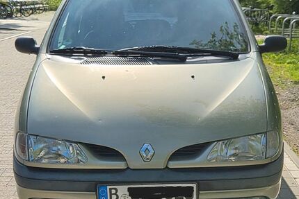 Renault Megane 96.225 km 1.800 &euro; Berlin 13585