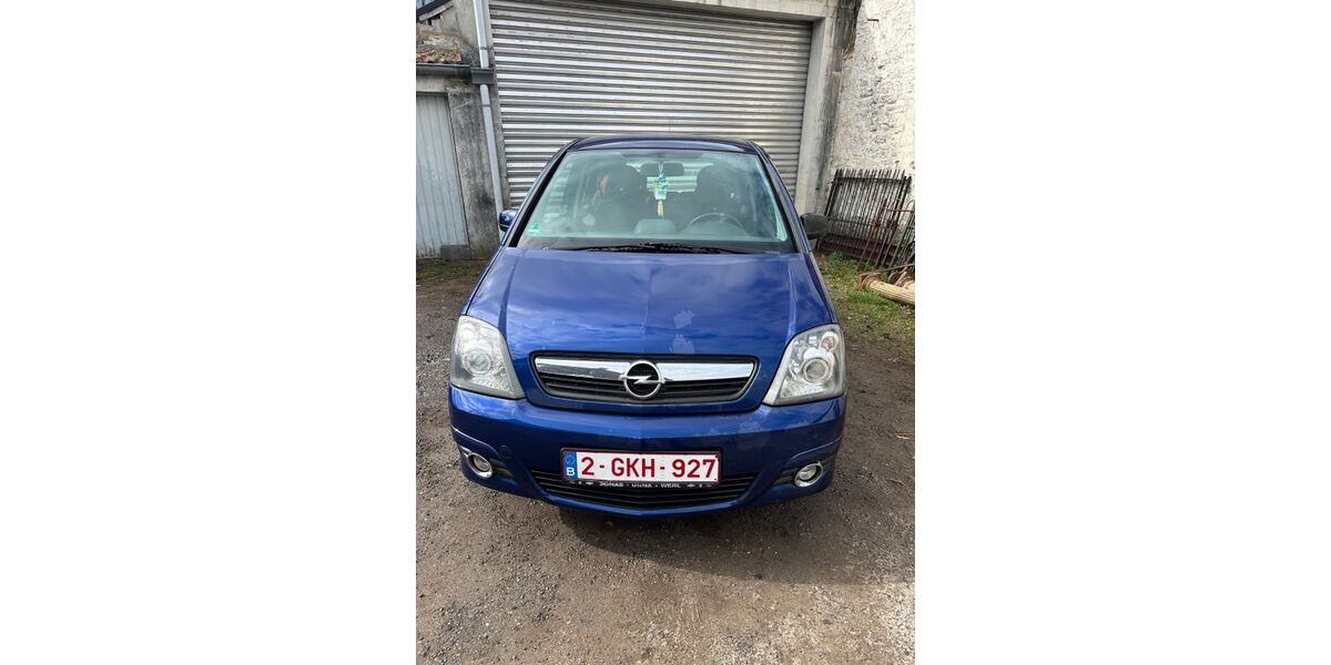 Opel Meriva 130.373 km 2.000 &euro; Aachen Brand 52076