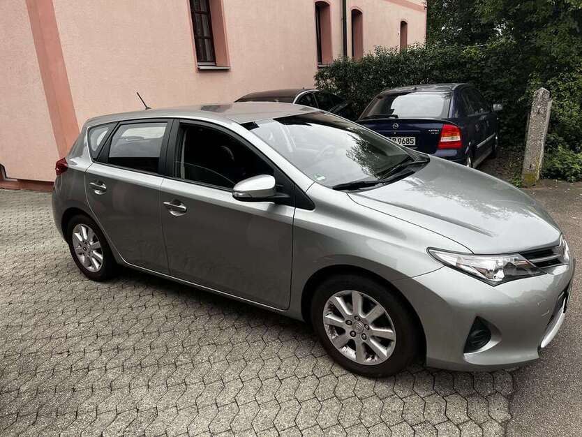 Toyota Auris 69.000 km 11.400 € ingolstadt 85053