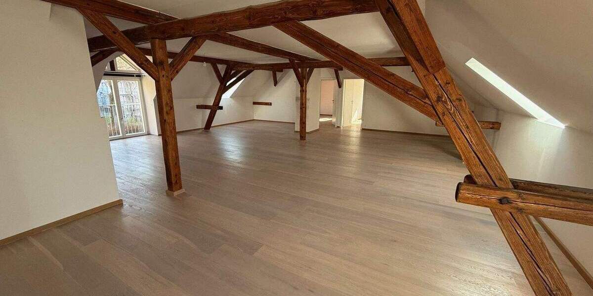 Einfamilienhaus Volkach Rimbach - 5 Zimmer, 200 m&sup2;, 1.690&euro; | Angebot:25736615