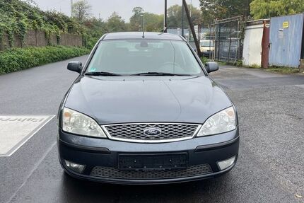 Ford Mondeo 145.000 km 2.900 € Köln 50739