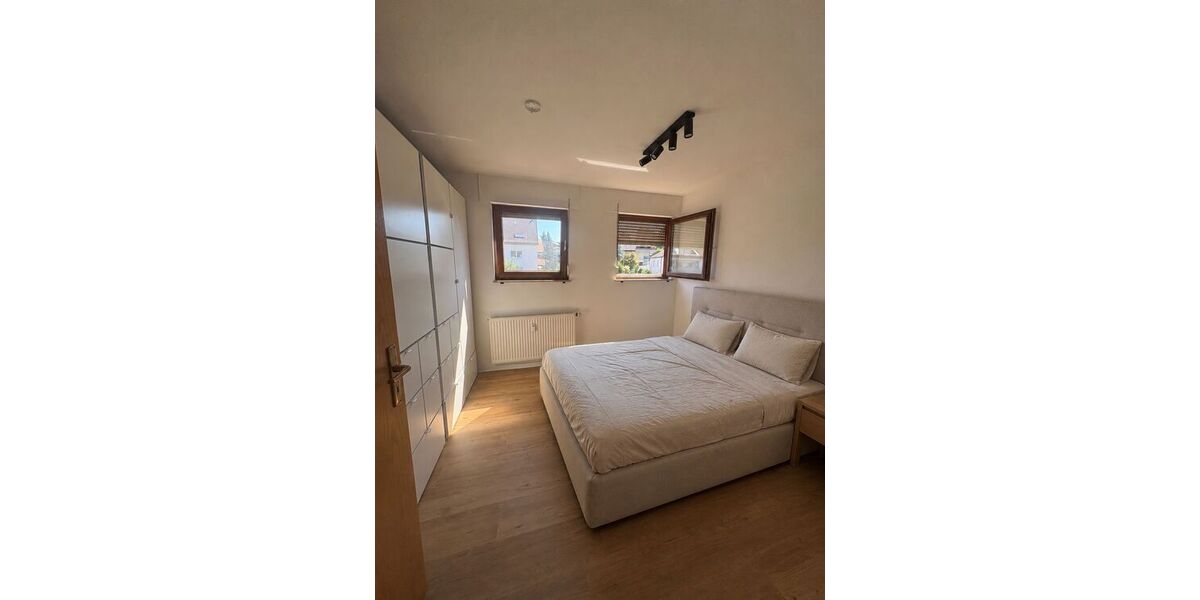 - Kurzfristig beziehbare, renovierte 3-4-Zimmer Maisonette-Wohnung in Murrhardt! - - Maisonettenwohnung Murrhardt | Angebot:26887988