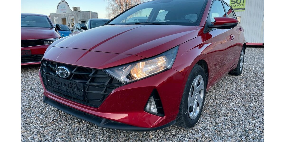 Hyundai i20 60.112 km 11.990 &euro; München 81829