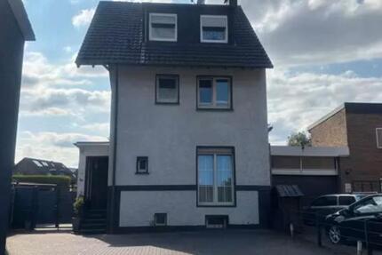 Haus Oberhausen Osterfeld - 8 Zimmer, 170 m&sup2;, 398.000&euro; | Angebot:24836135