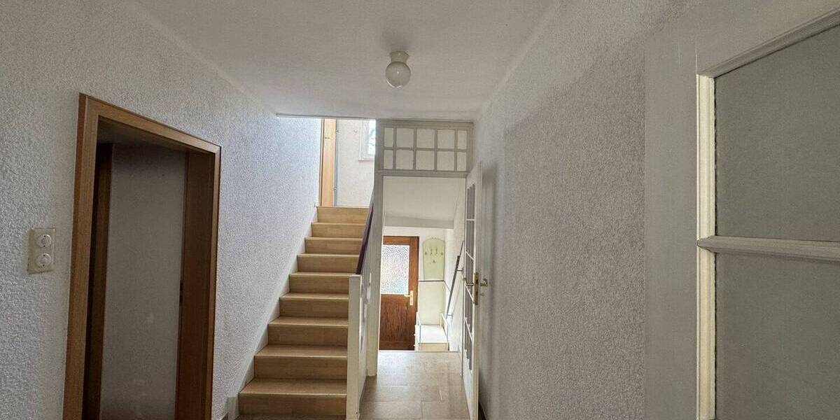 Einfamilienhaus Bensheim - 1 Zimmer, 170 m&sup2;, 469.000&euro; | Angebot:26345651