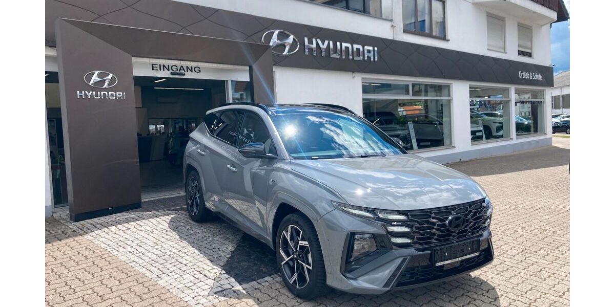 Hyundai TUCSON 21.500 km 34.990 &euro; Emmendingen-Kollmarsreute 79312