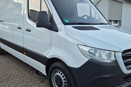 Mercedes-Benz Sprinter 85.000 km 25.500 &euro; Düsseldorf 40591