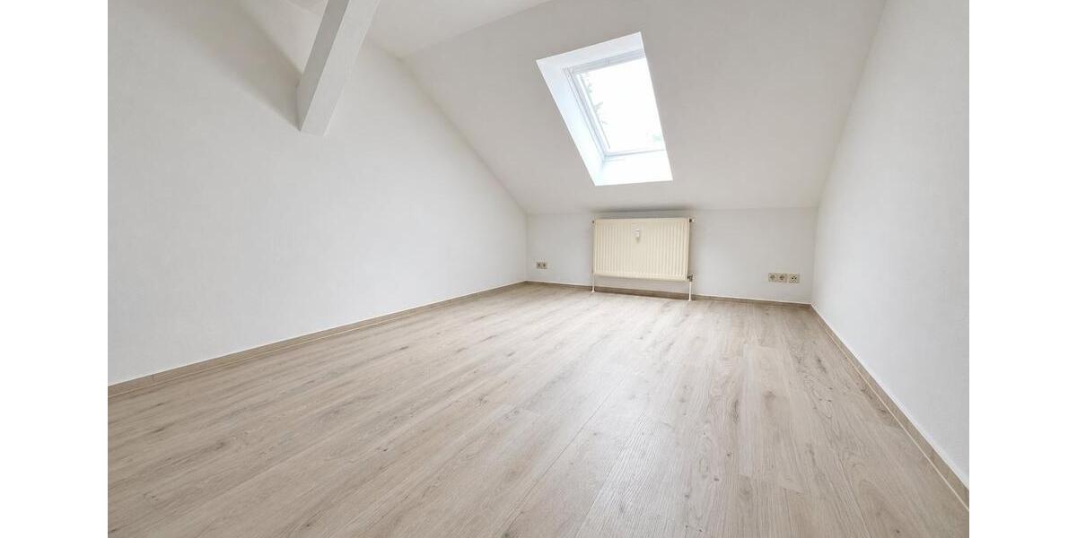 Dachgeschoßwohnung Zittau Dittelsdorf - 4 Zimmer, 82 m&sup2;, 500&euro; | Angebot:26384041