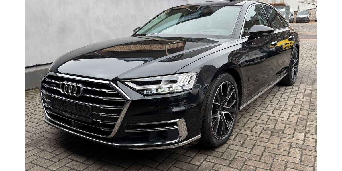 Audi A8 90.000 km 38.900 &euro; Übach Palenberg 52531