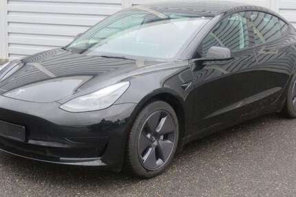 Tesla Model 3 20.810 km 30.999 € Eitorf 53783