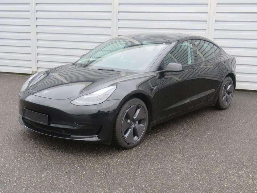 Tesla Model 3 20.810 km 30.999 € Eitorf 53783