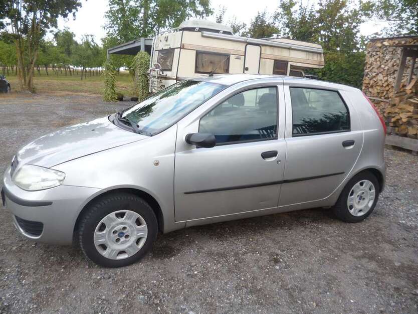 Fiat Punto 74.563 km 1.990 € Oelde 59302