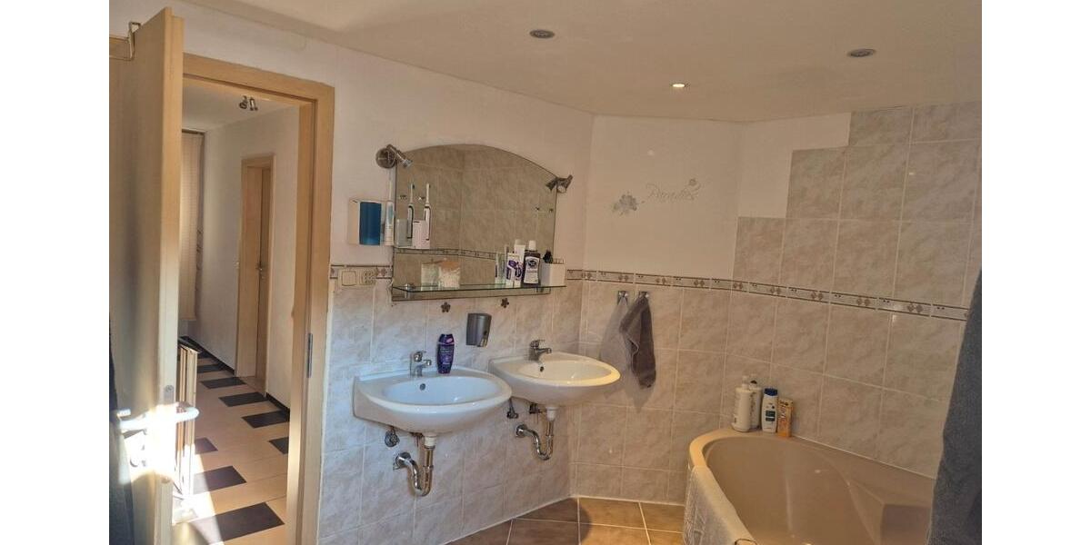 Doppelhaushälfte Kaufbeuren - 6 Zimmer, 160 m&sup2;, 530.000&euro; | Angebot:26355211