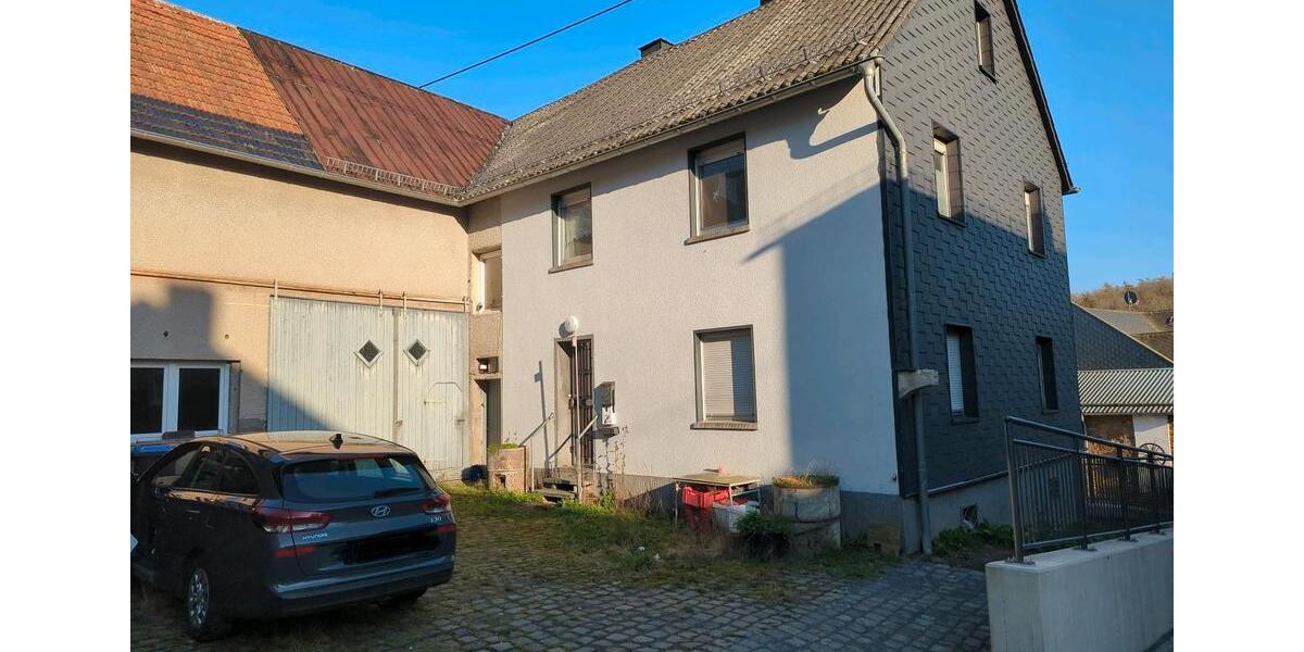 Bauernhaus, Landhaus Uersfeld - 9 Zimmer, 110 m&sup2;, 120.000&euro; | Angebot:25780910