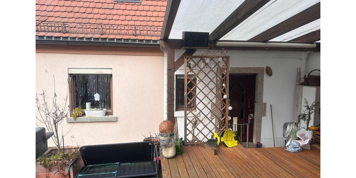 Doppelhaushälfte Würzburg Heuchelhof - 3 Zimmer, 120 m&sup2;, 419.000&euro; | Angebot:26100477
