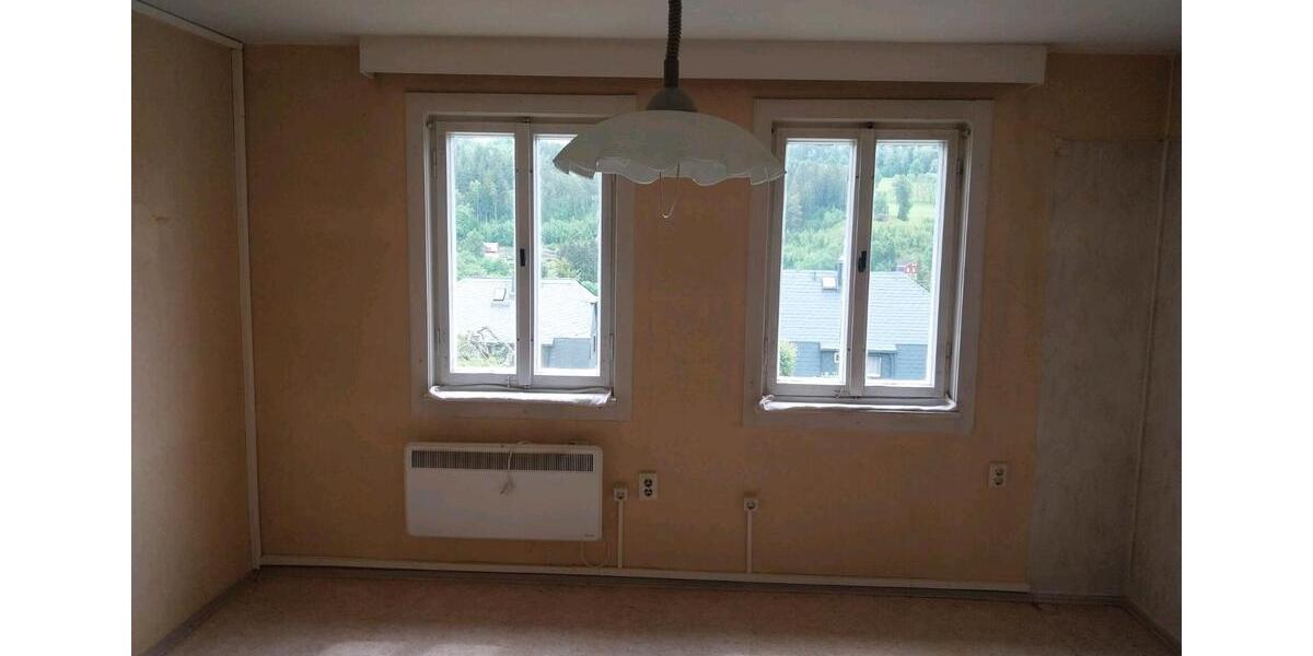 Einfamilienhaus Klingenthal - 8 Zimmer, 140 m&sup2;, 48.000&euro; | Angebot:27204950