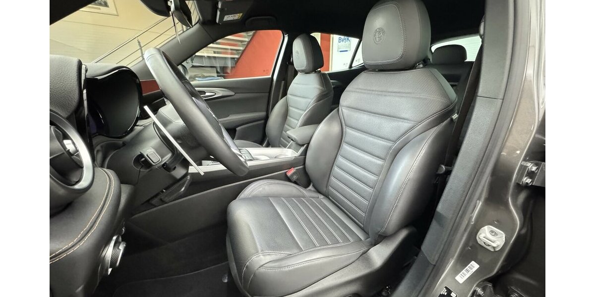 Alfa Romeo Tonale 1.5 VGT Veloce 48 V Hybrid LED 360° CAM 25.600 km 26.999 &euro; Lich 35423