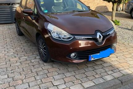 Renault Clio 95.000 km 5.200 &euro; Mönchengladbach 41199
