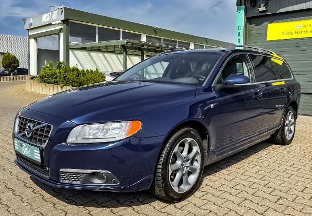 Volvo V70 166.500 km 7.470 € Niederzier 52382