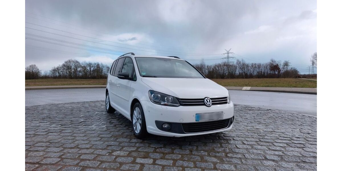 VW Touran 263.500 km 6.100 &euro; Schwarzenbek 21493