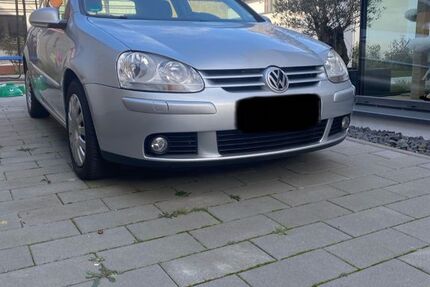 VW Golf 86.300 km 3.890 &euro; Karlsruhe 76149