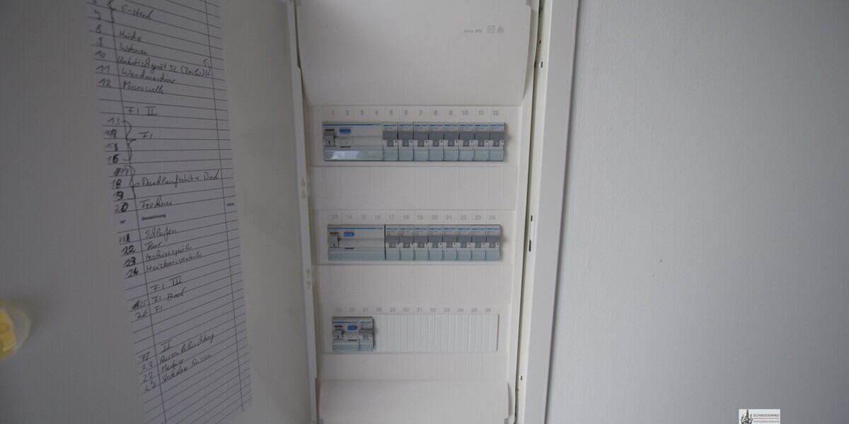 Möblierte Hausmeisterwohnung für einen Single bei 900 Warmmiete Moderne Einrichtung in ruhiger Lage - Gewerbeobjekt Weyhe / Melchiorshausen Melchiorshausen | Angebot:24685456