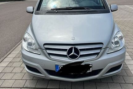 Mercedes-Benz B 180 197.000 km 4.450 &euro; Oberrot 74420