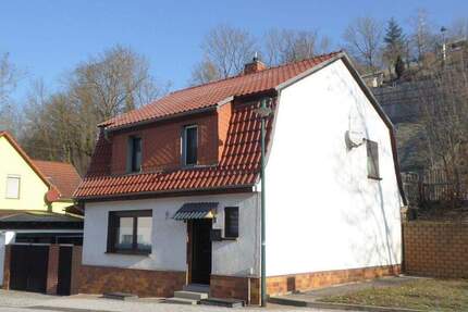 Kleines, gepflegtes Einfamilienhaus mit Nebengelass in Könitz zu verkaufen 4 zimmer