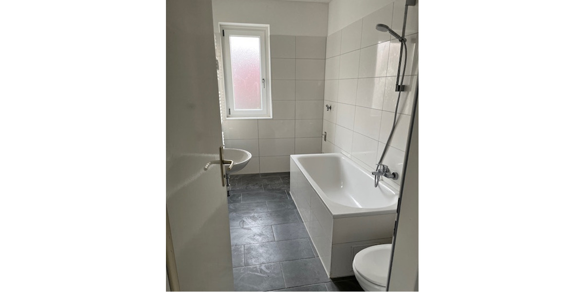 Etagenwohnung Baunatal Altenbauna - 3 Zimmer, 109 m&sup2;, 930&euro; | Angebot:26436650
