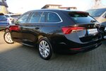 Skoda Octavia 2.0TDI Selection LED Tempomat Spurhalteass 56.838 km 25.980 &euro; Falkensee 14612