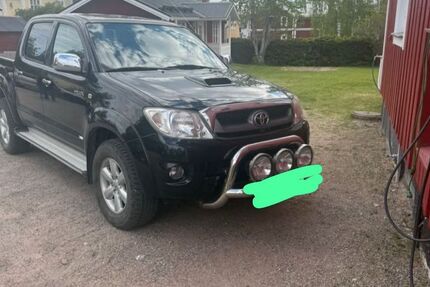Toyota Hilux 220.000 km 12.499 &euro; Hamburg 20539