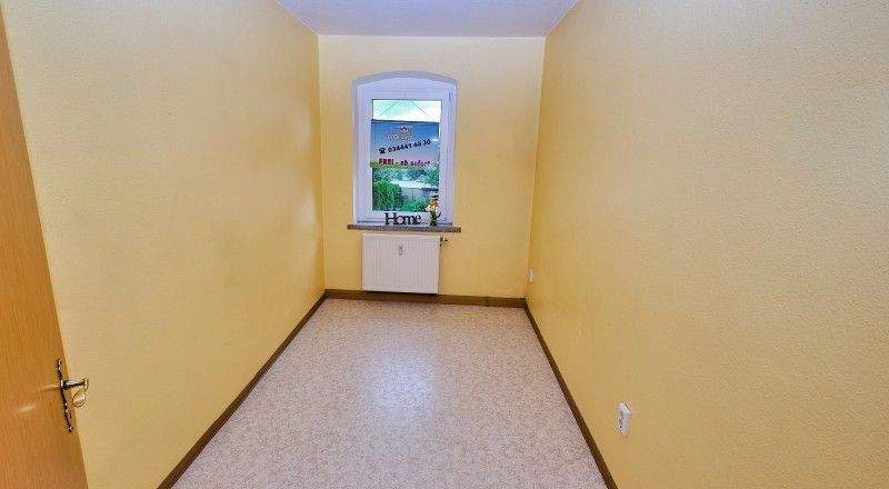 Etagenwohnung Hohenmölsen - 2 Zimmer, 51 m&sup2;, 306&euro; | Angebot:24577534