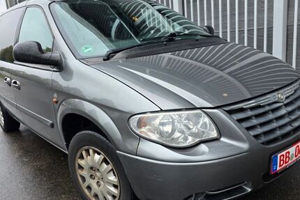 Chrysler Grand Voyager 188.000 km 3.300 € Holzgerlingen 71088