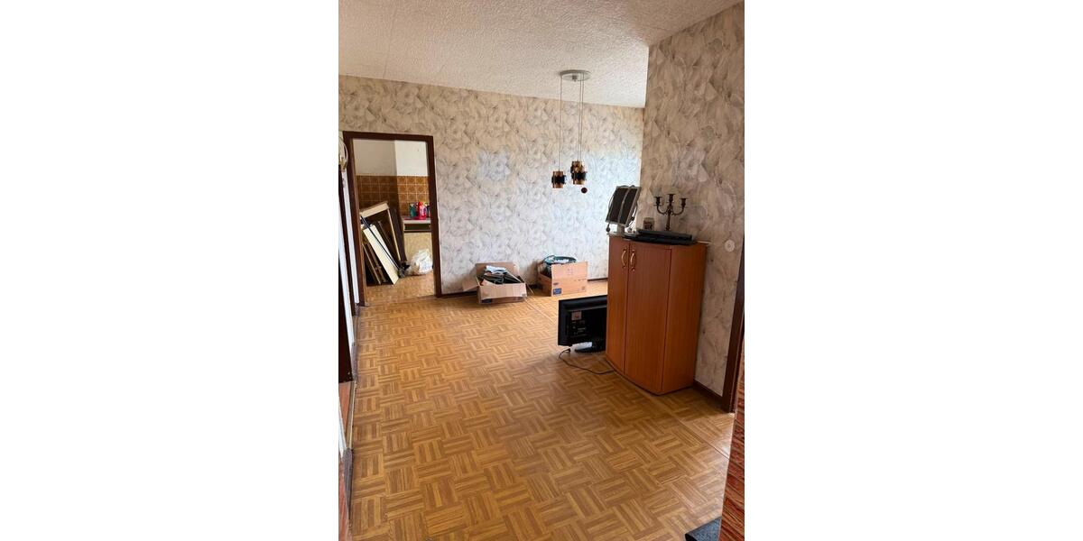 Einfamilienhaus Sollstedt - 8 Zimmer, 125 m&sup2;, 125.000&euro; | Angebot:27127862