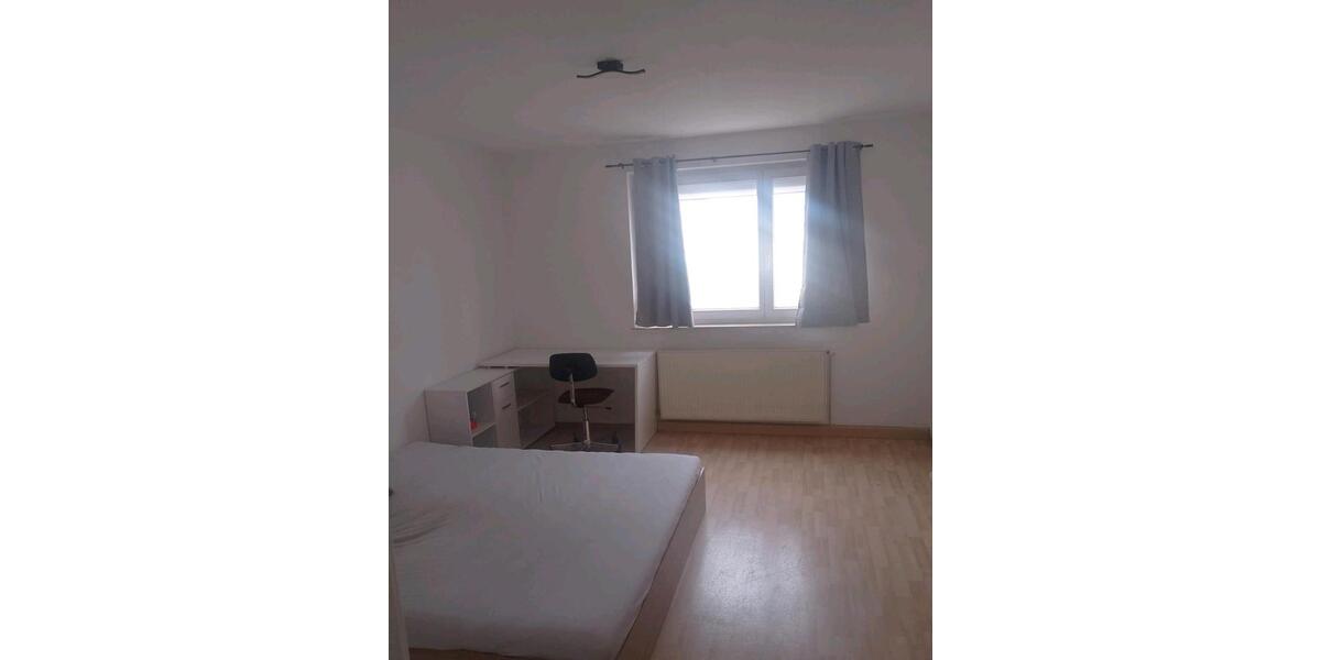 Etagenwohnung Würzburg Steinbachtal - 18 Zimmer, 52 m&sup2;, 550&euro; | Angebot:26383215