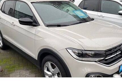 VW T-Cross 17.550 km 24.350 &euro; Soest 59494