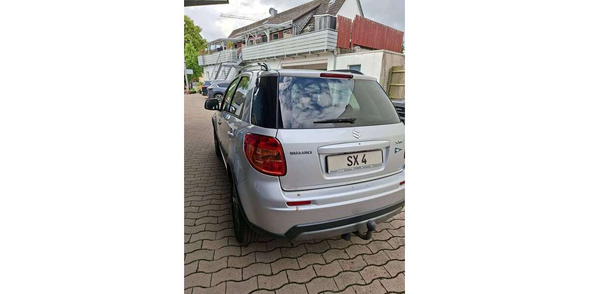 Suzuki SX4 172.500 km 5.900 &euro; Rehburg-Loccum, Stadt 31547