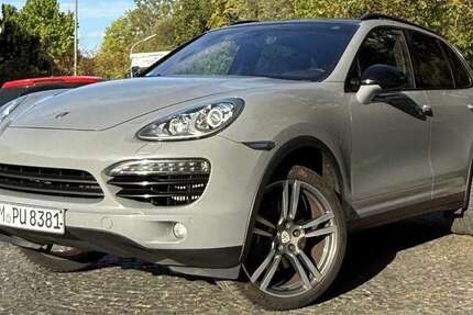 Porsche Cayenne 229.400 km 17.500 € München 81925